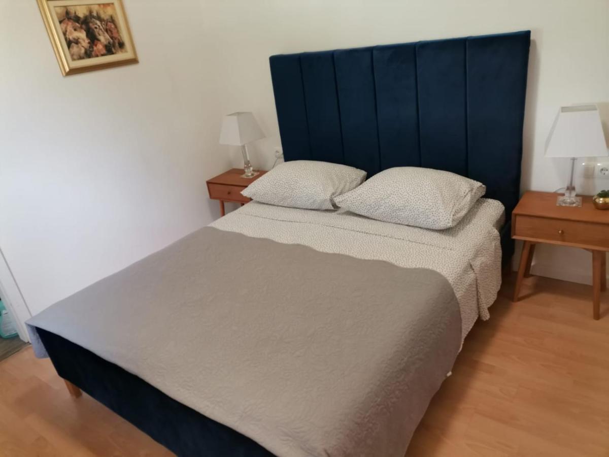 Seaview Holiday Apartments, Ventura Нин Экстерьер фото
