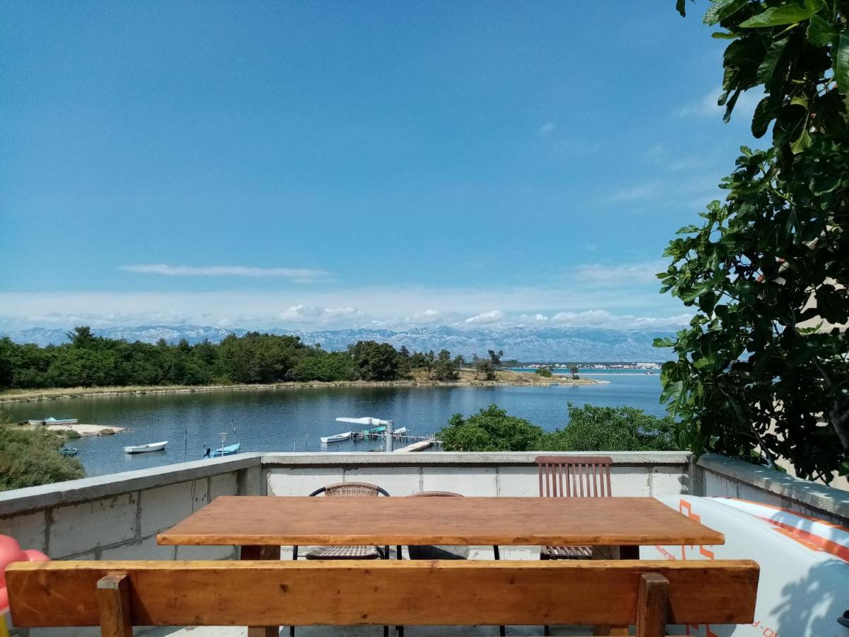 Seaview Holiday Apartments, Ventura Нин Экстерьер фото