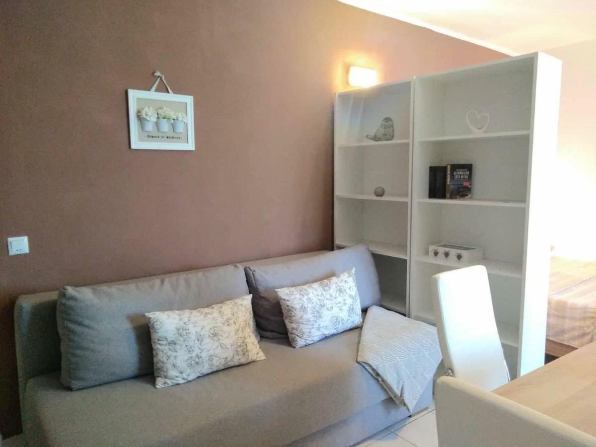 Seaview Holiday Apartments, Ventura Нин Экстерьер фото