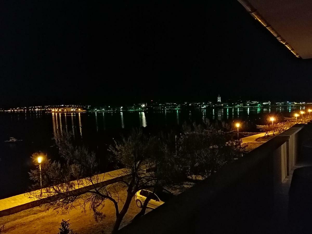 Seaview Holiday Apartments, Ventura Нин Экстерьер фото
